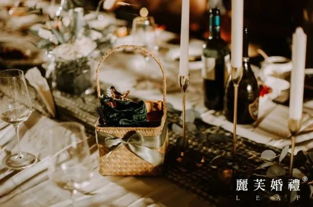 婚禮餐桌布置，一秒提升婚禮質(zhì)感！
