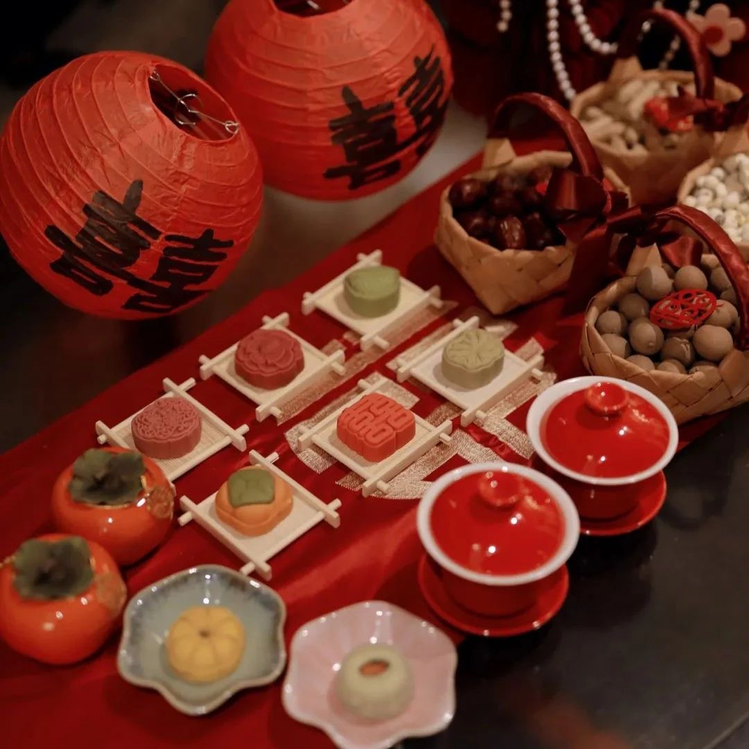 這屆新人的婚禮創(chuàng  )意也太卷了！
